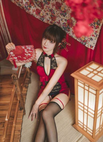 老妇女玩小男生毛片_1080全集免费播放