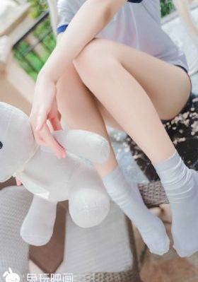 宝贝把内衣脱了我想吃胸视频_BD英语完整版观看